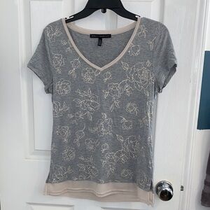 White House Black Market Gray Floral Short Sleeve Top